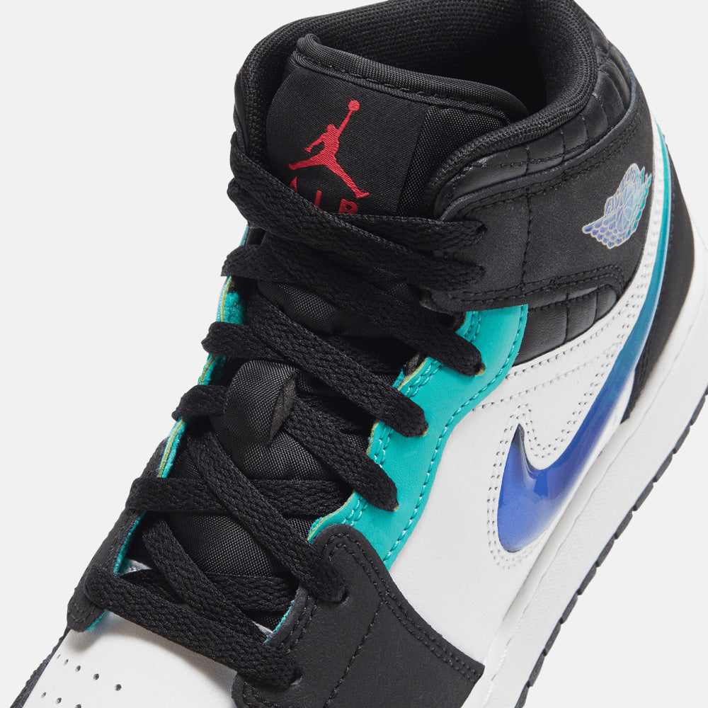 Up close, front view of the Kids' Air Jordan 1 Mid SE.
