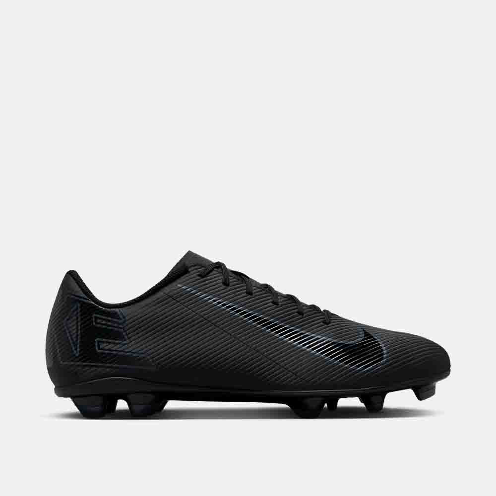 Side view of the Nike Mercurial Vapor 16 Club Soccer Cleats.