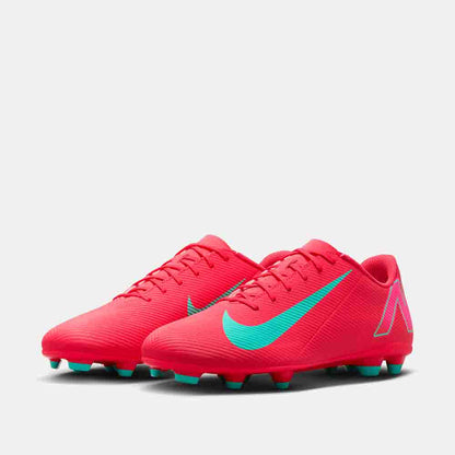 Front view of the Nike Mercurial Vapor 16 Club Soccer Cleats.