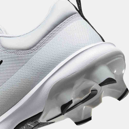 Up close, rear view of the Nike Force Trout 9 Pro Baseball Cleats.