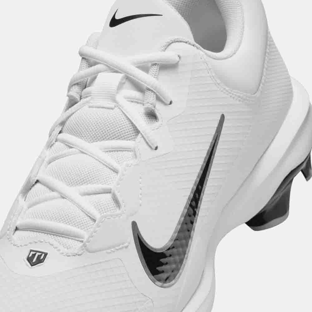 Up close, front view of the Men's Nike Force Trout 9 Pro Baseball Cleats.