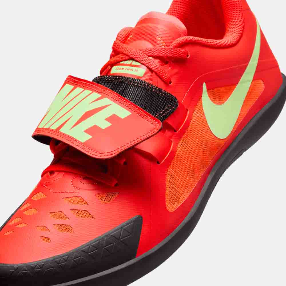 Up close, front view of the Nike Zoom Rival SD 2 Throwing Shoes.