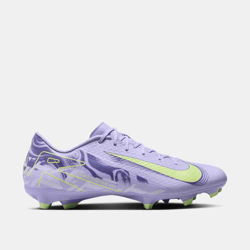 Side view of the Nike Mercurial Vapor 16 Academy Soccer Cleats.