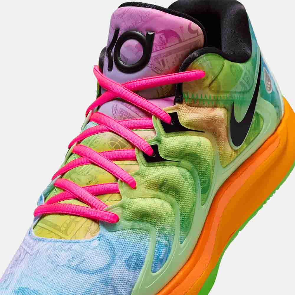 Up close, front view of the Nike KD17.