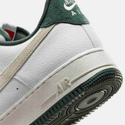Up close, rear view of the Nike Men's Air Force 1 '07.