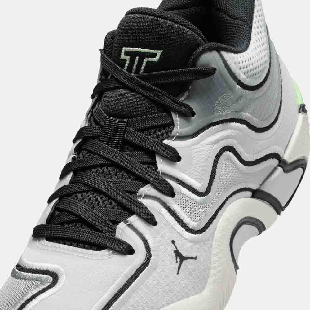 Up close, front view of the Kids' Jordan Tatum 3.
