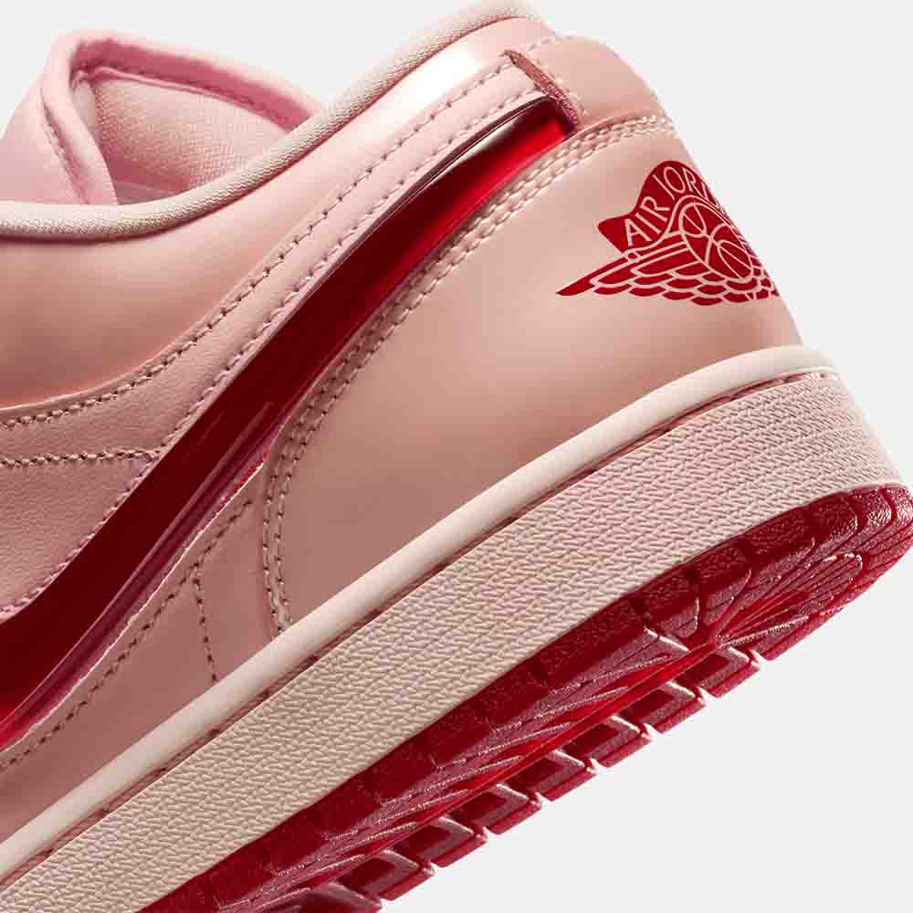 シューズ(女性用) Jordan Air Jordan 1 LOW SE Air Jordan 1 Low SE Women's Shoes. Nike JP