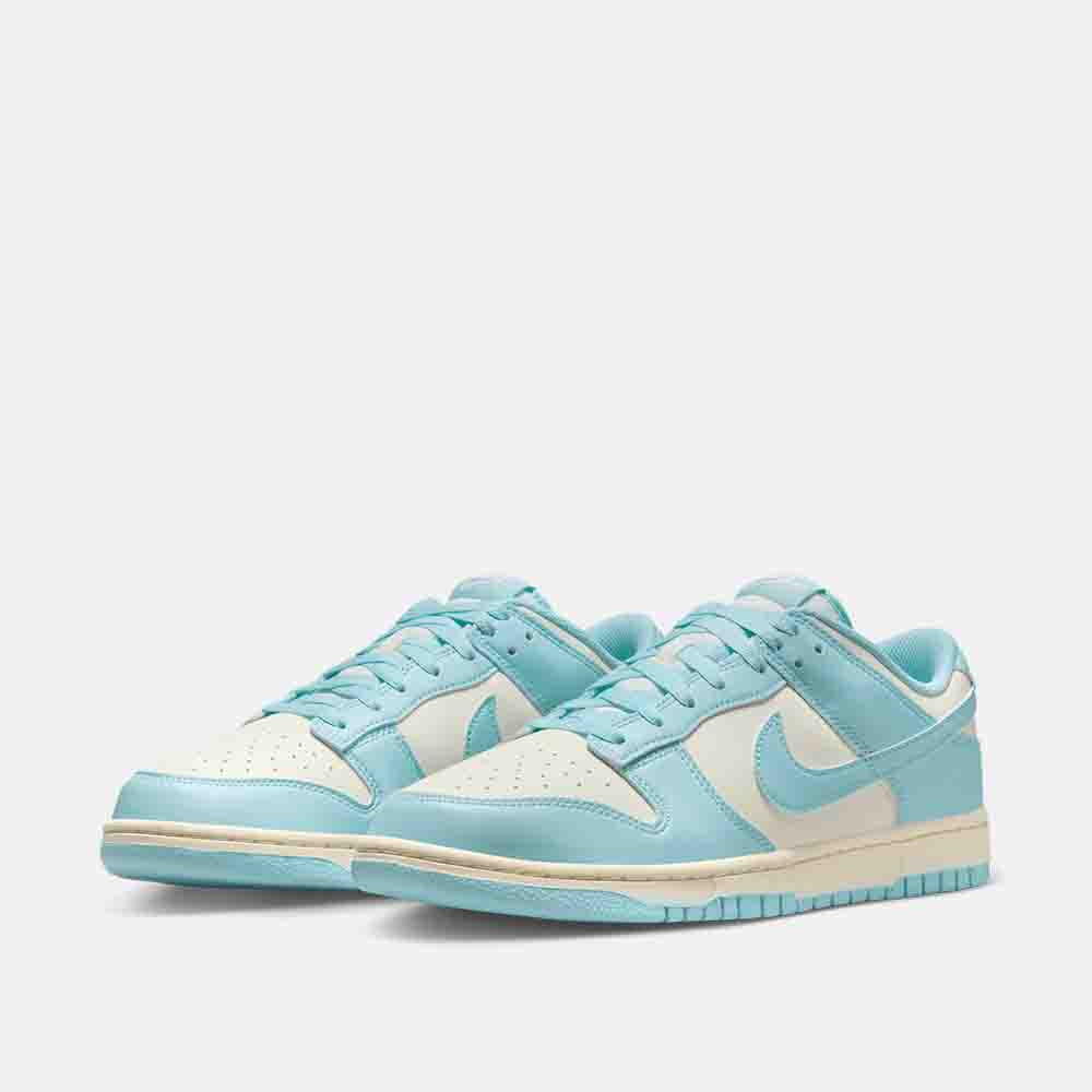 Front view of the Nike Men's Dunk Low Retro.