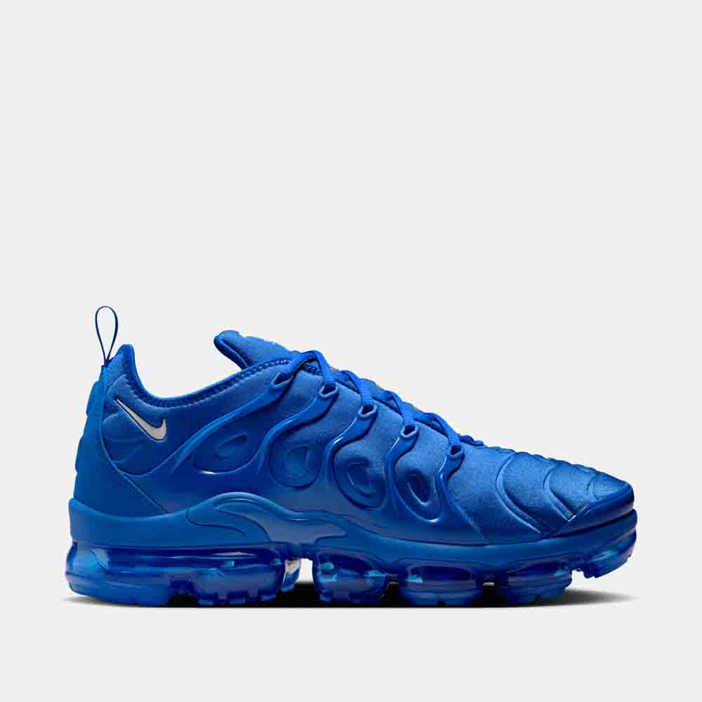 Side view of the Nike Men's Air VaporMax Plus.