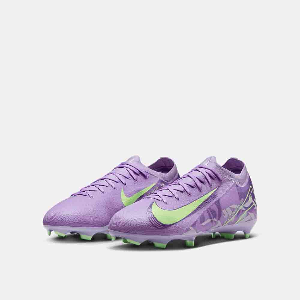 Front view of the Kids' Nike Mercurial Vapor 16 Pro Soccer Cleats.