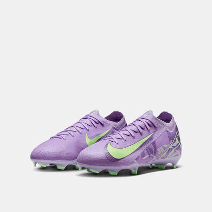 Front view of the Kids' Nike Mercurial Vapor 16 Pro Soccer Cleats.