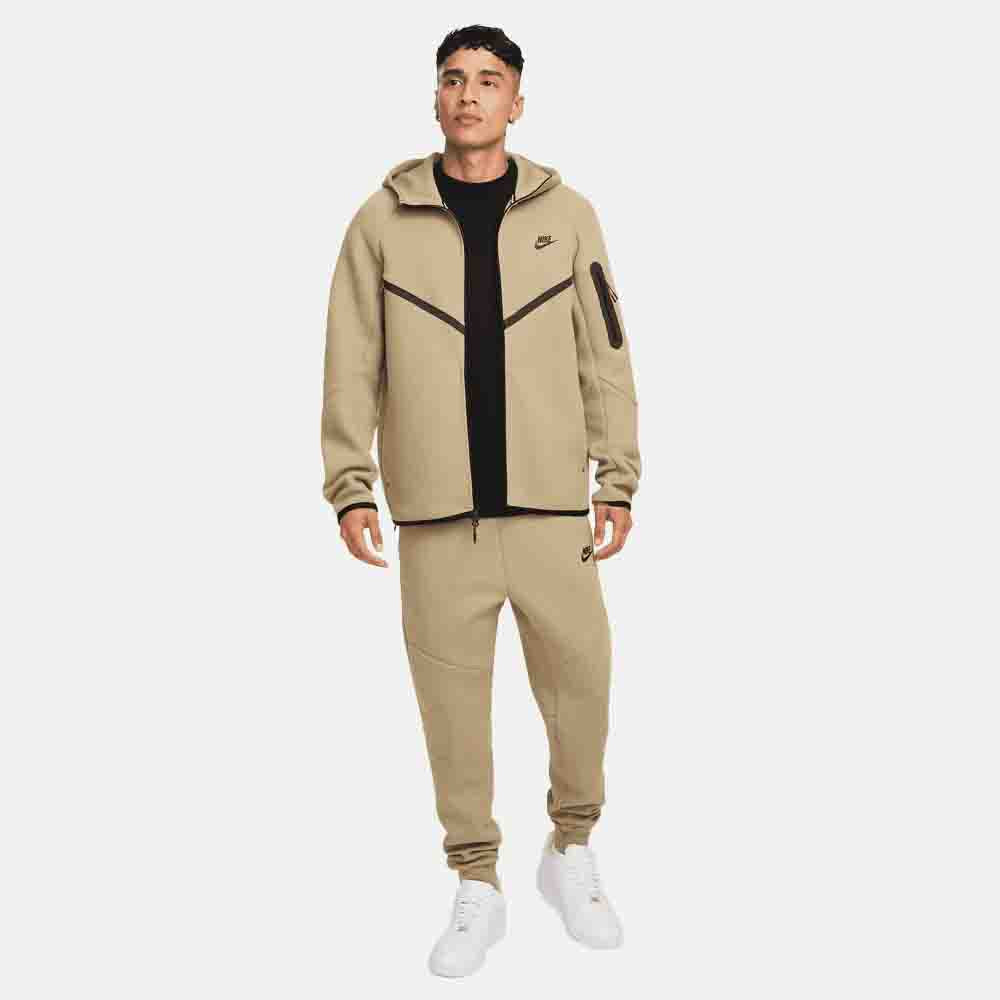 Front view of the Nike Men's Full-Zip Windrunner Hoodie.