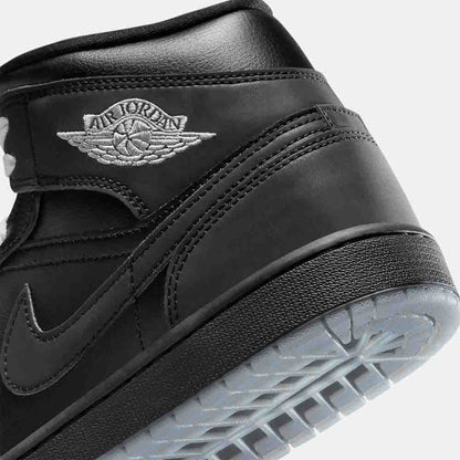 Air Jordan 1 Mid SE
