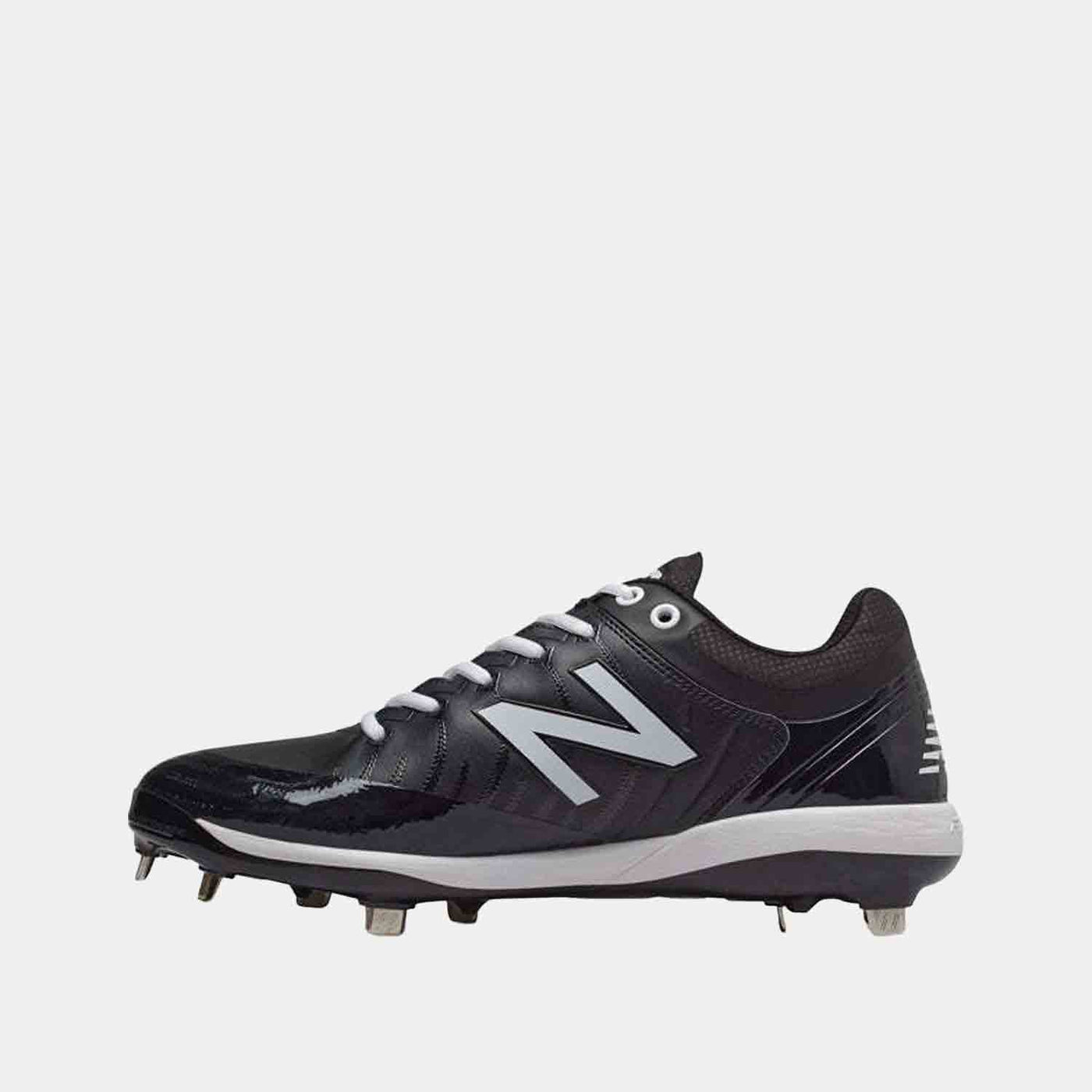 L4040v5 Lo Cut Metal Baseball Cleats