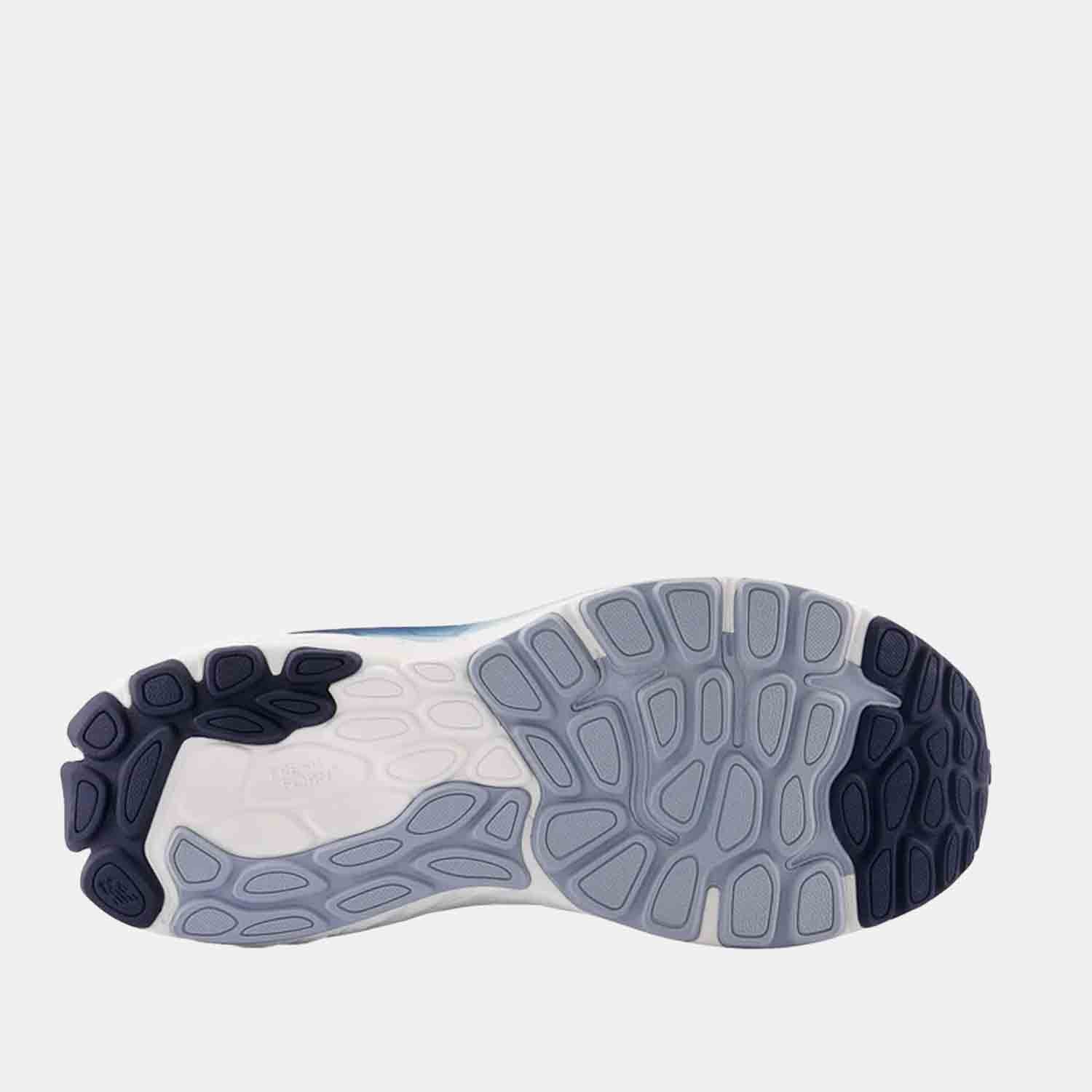 Bottom view of the Men's Fresh Foam X 860v13 Running Shoes.