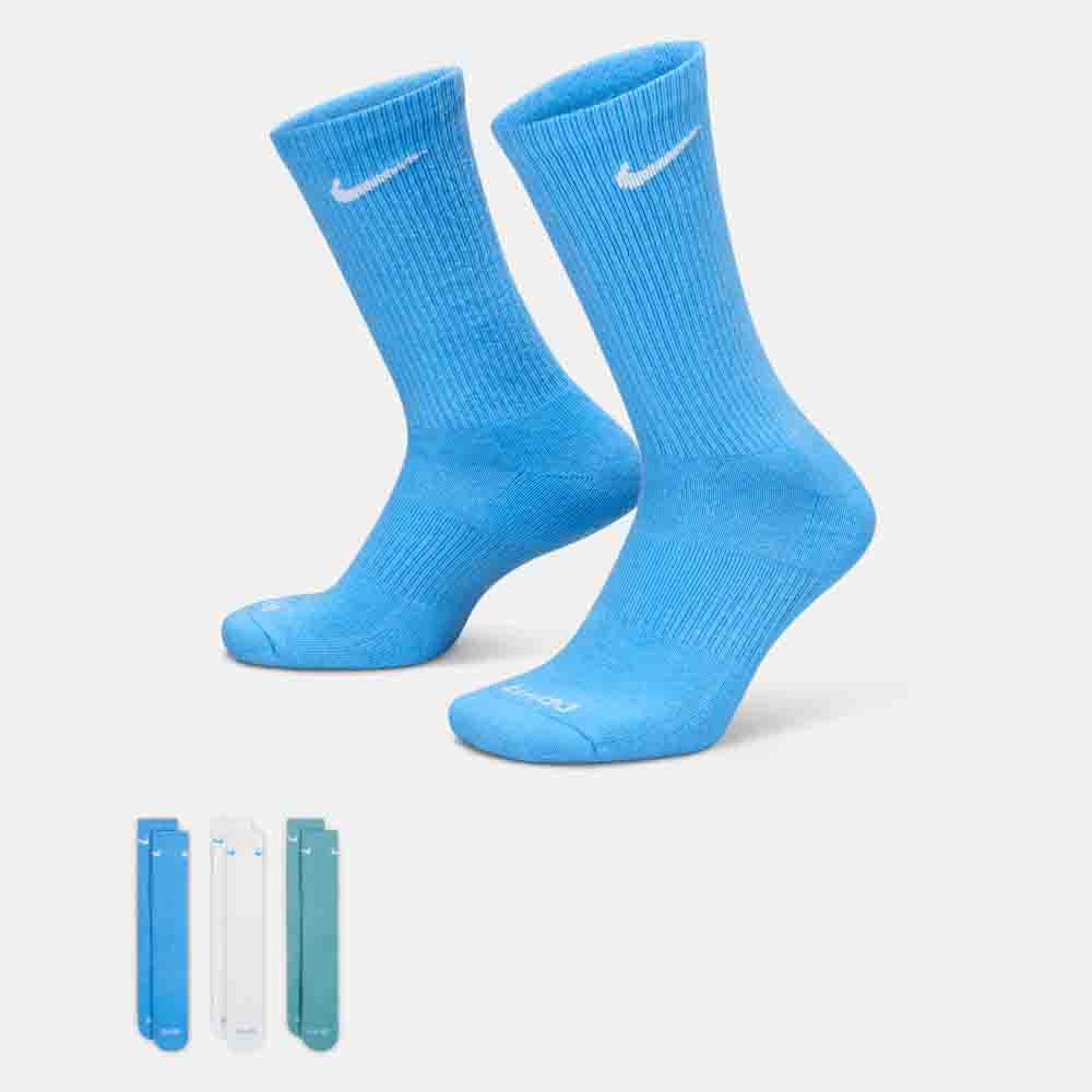 Side view of the Nike Everyday Plus Crew Socks (3 Pairs).