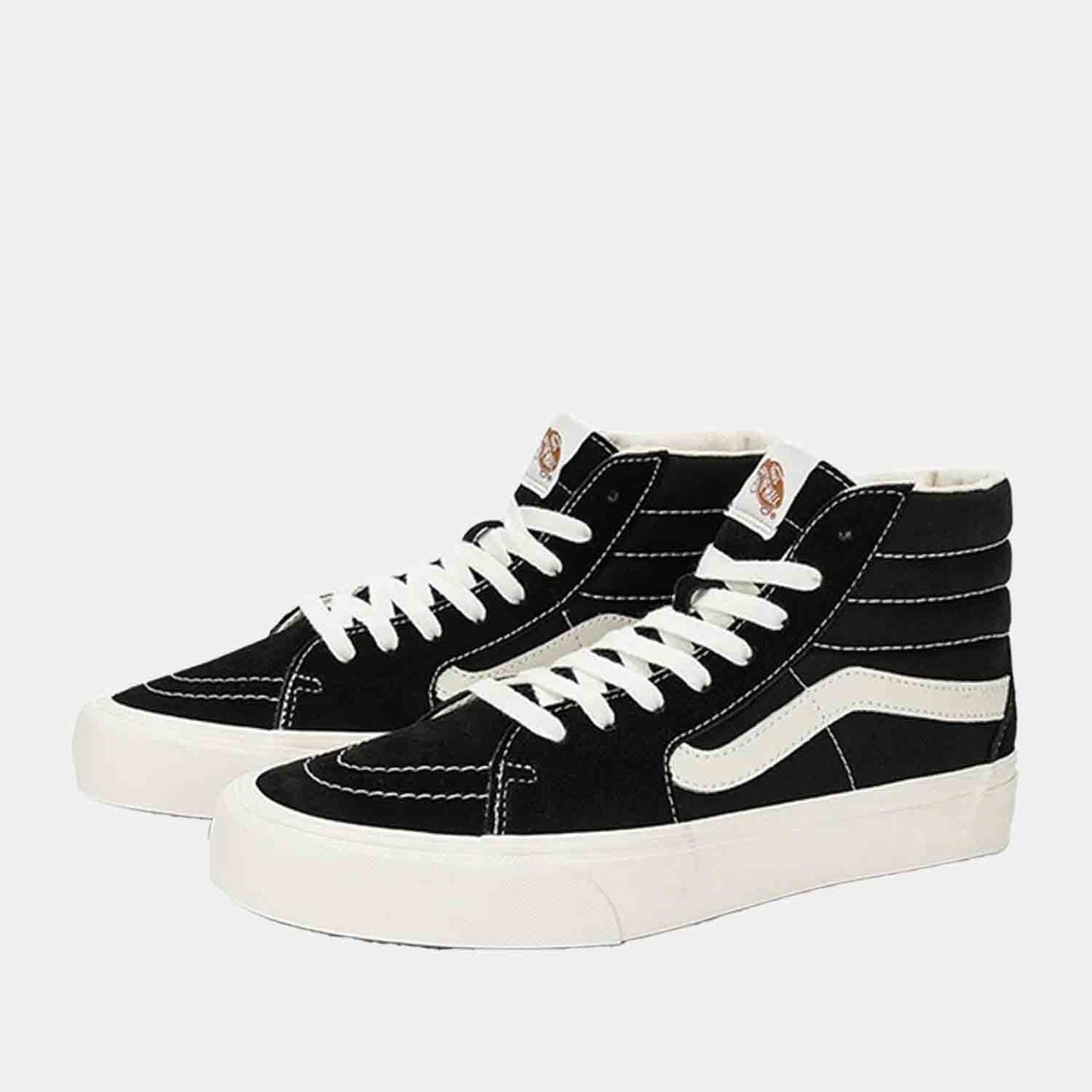 Front/side view of the Vans Sk8-Hi VR3 'Black Marshmallow'.