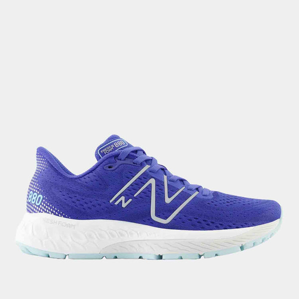 Side view of the Women's New Balance Fresh Foam X 880v13 Running Shoes.