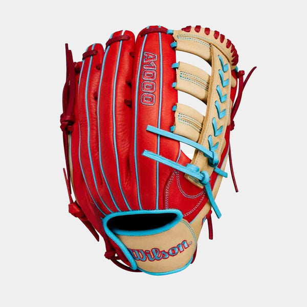 Rear view of 2024 Wilson A1000 PF182 12.25" Outfield Glove.