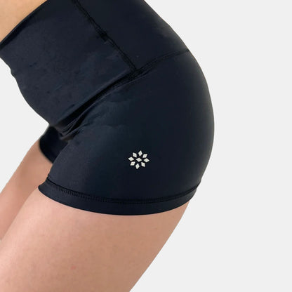 Women's Period Protection Volleyball Shorts (3") - SV SPORTS