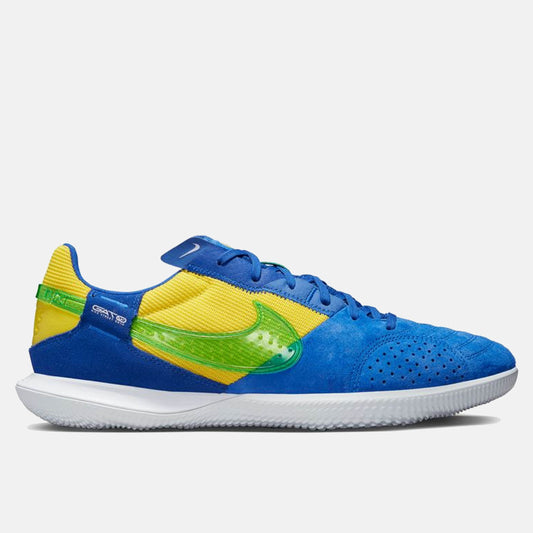 Side view of Nike Men's Streetgato Soccer Shoes.