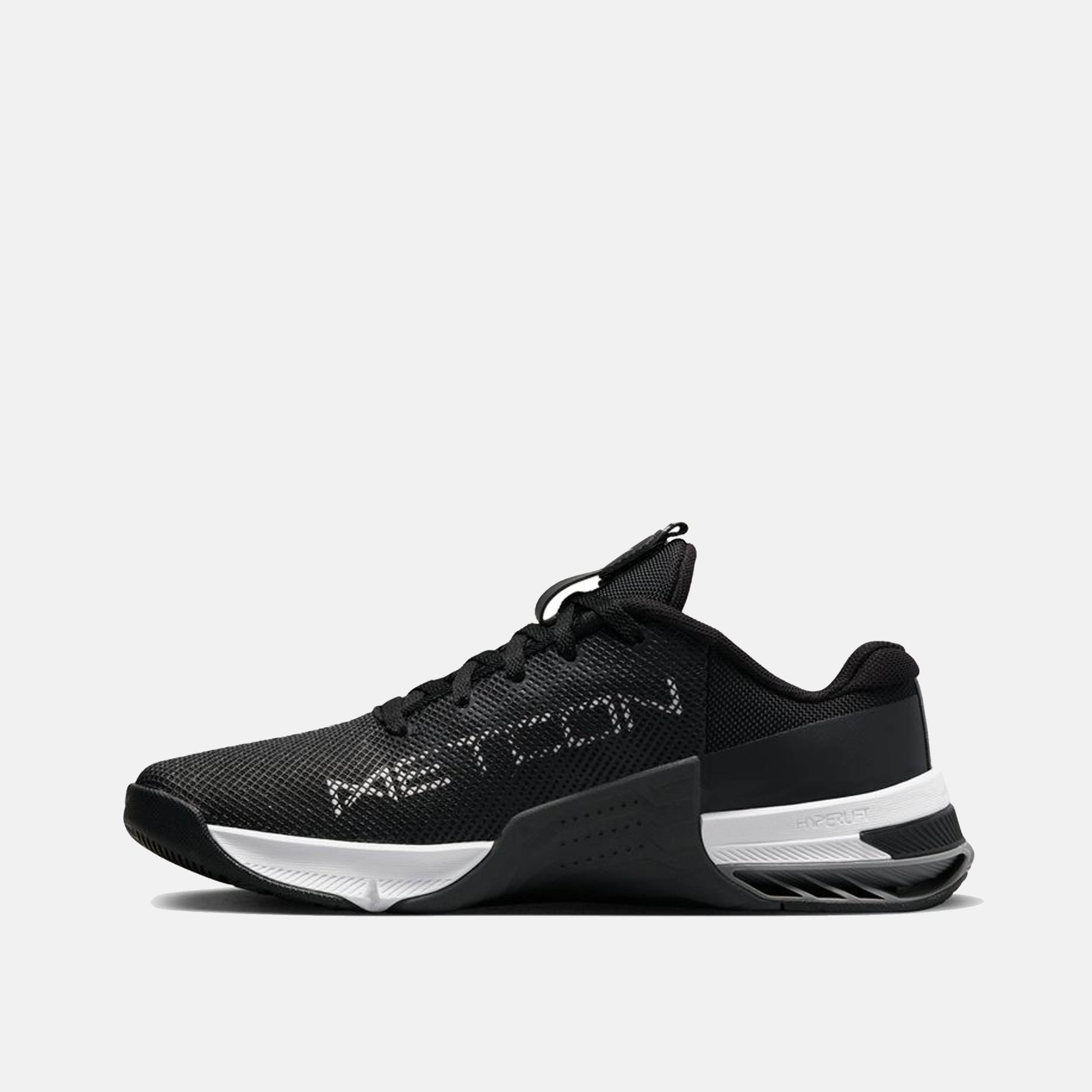 Women's Metcon 8 Training Shoes, Black/White - SV SPORTS