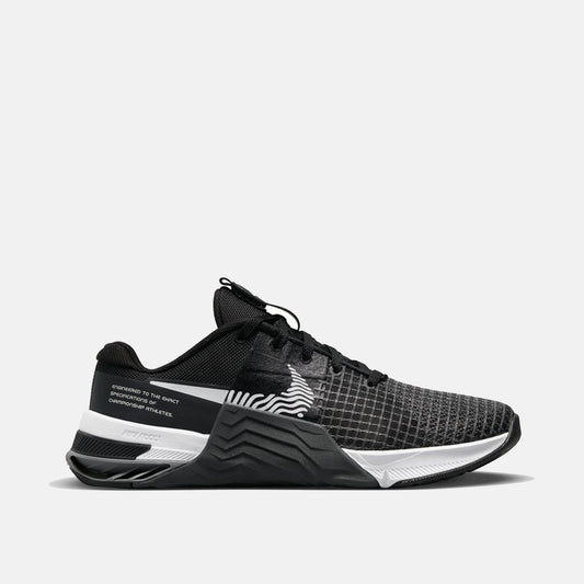 Women's Metcon 8 Training Shoes, Black/White - SV SPORTS