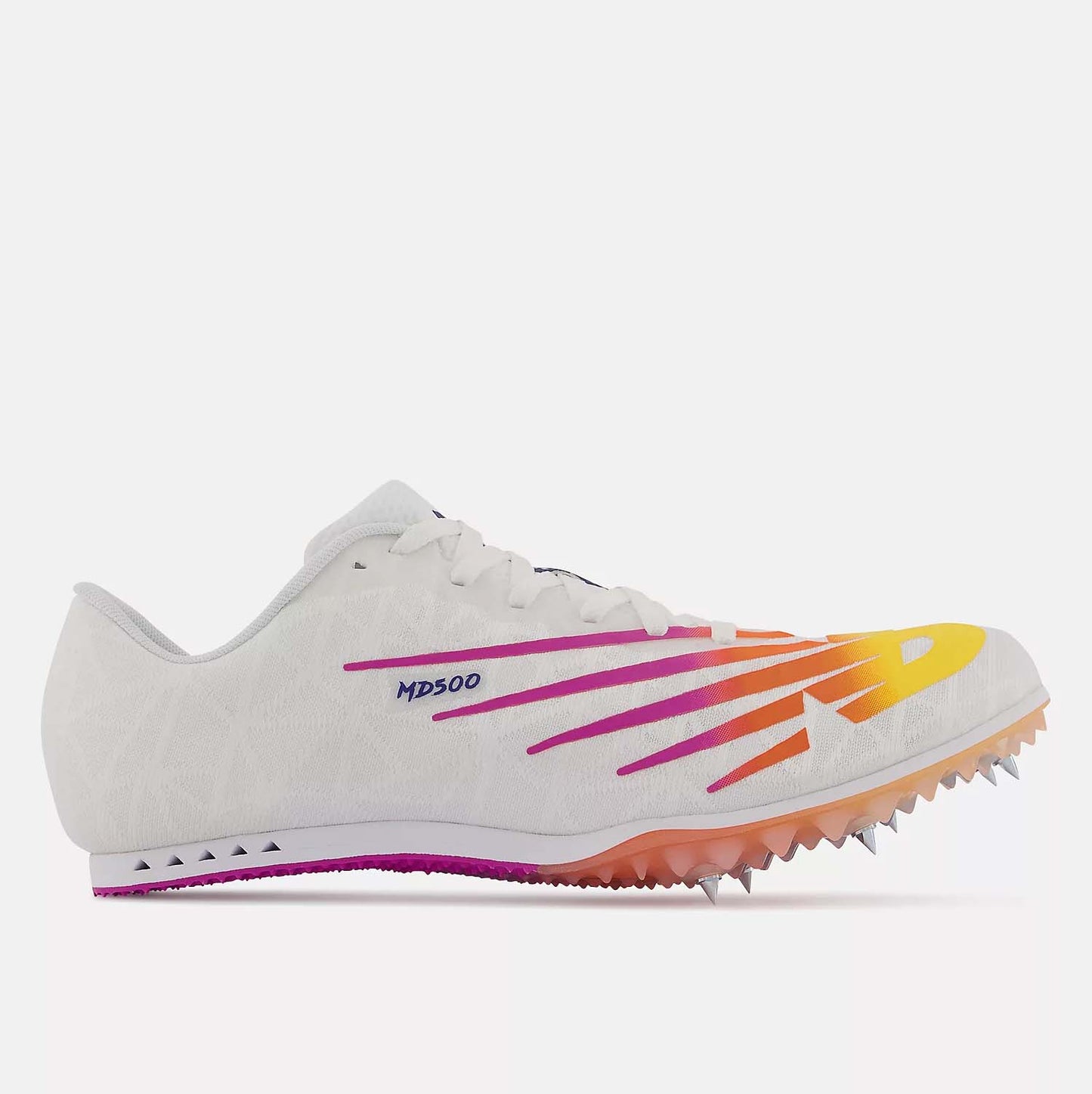 Side view of New Balance MD500v8 Distance Spikes.